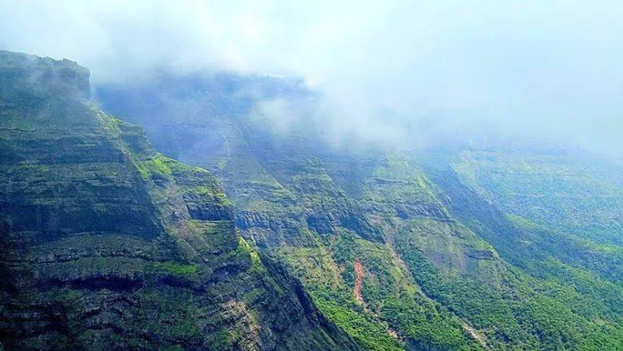 Harishchandragadh-Monsoon